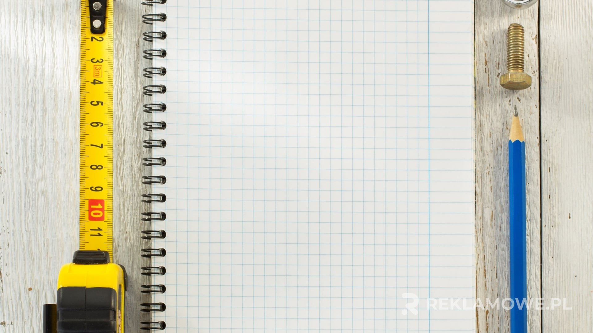 Personalizowana miarka reklamowa jako prezent dla klienta